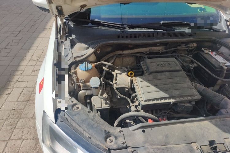Used Volkswagen Sagitar 2018 1.6L Automatic Comfort Model Engine Bay Right