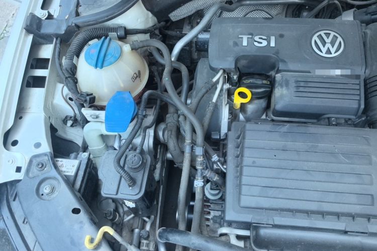 Used Volkswagen Sagitar 2018 280TSI DSG Ignite Edition Engine Bay Right