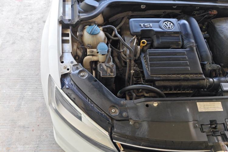 Used Volkswagen Sagitar 2018 280TSI DSG Comfort Model Engine Bay Right