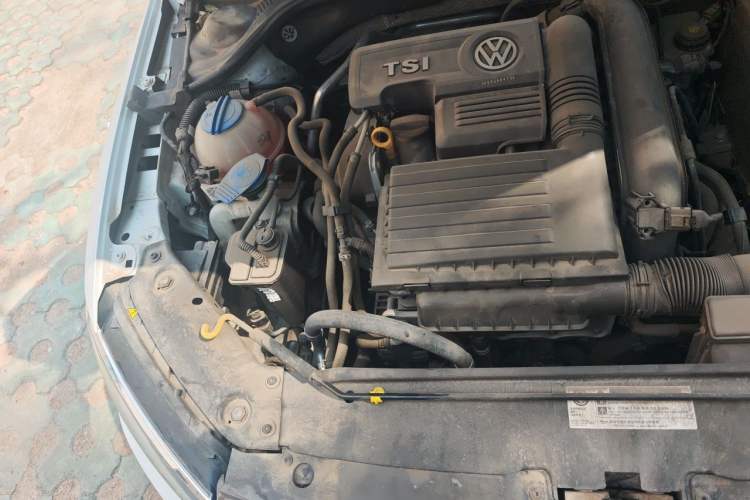 Used Volkswagen Sagitar 2018 280TSI DSG Ignite Edition Engine Bay Right