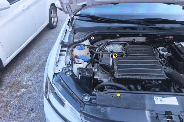 Used Volkswagen Sagitar 2018 1.6L Automatic Comfort Model Engine Bay Right