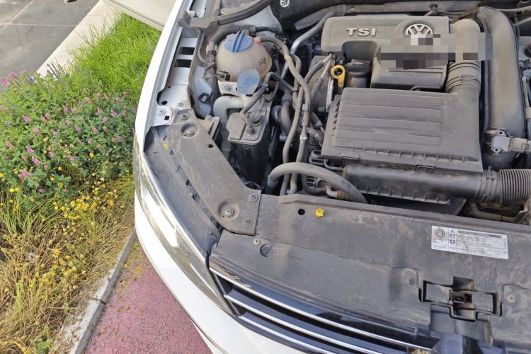 Used Volkswagen Sagitar 2018 280TSI DSG Ignite Edition Engine Bay Right