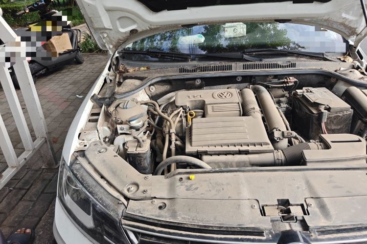 Used Volkswagen Sagitar 2018 280TSI DSG Ignite Edition Engine Bay Right