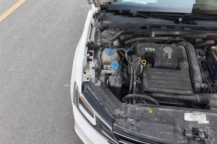 Used Volkswagen Sagitar 2018 280TSI DSG Luxury Model Engine Bay Right