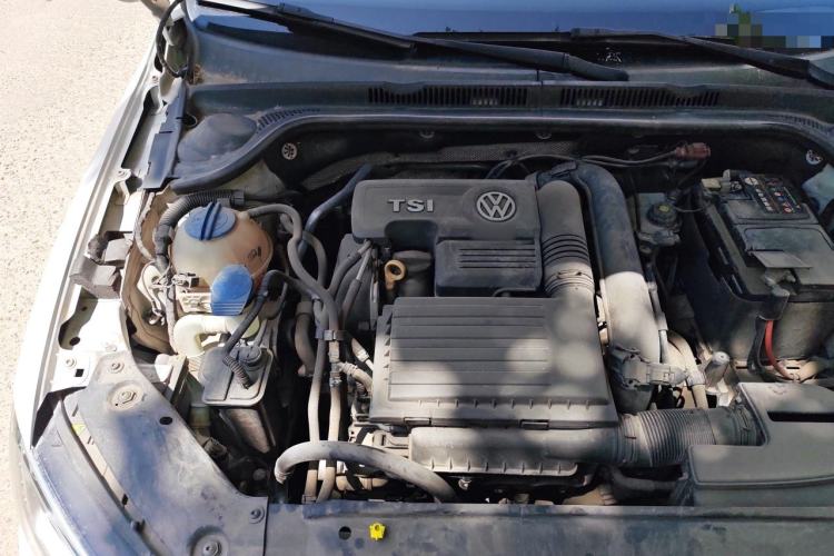 Used Volkswagen Sagitar 2018 280TSI DSG Luxury Model Engine Bay Right