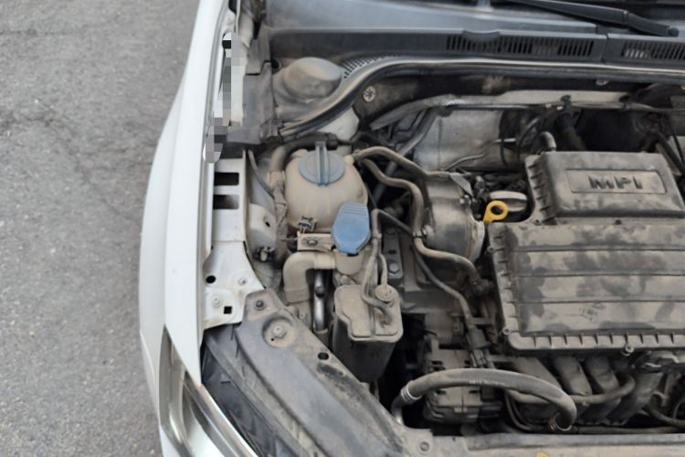 Used Volkswagen Sagitar 2018 1.6L Automatic Comfort Model Engine Bay Right