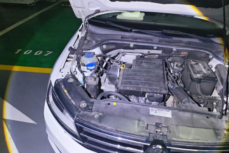 Used Volkswagen Sagitar 2018 1.6L Automatic Comfort Model Engine Bay Right