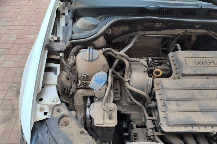 Used Volkswagen Sagitar 2018 1.6L Automatic Comfort Model Engine Bay Right