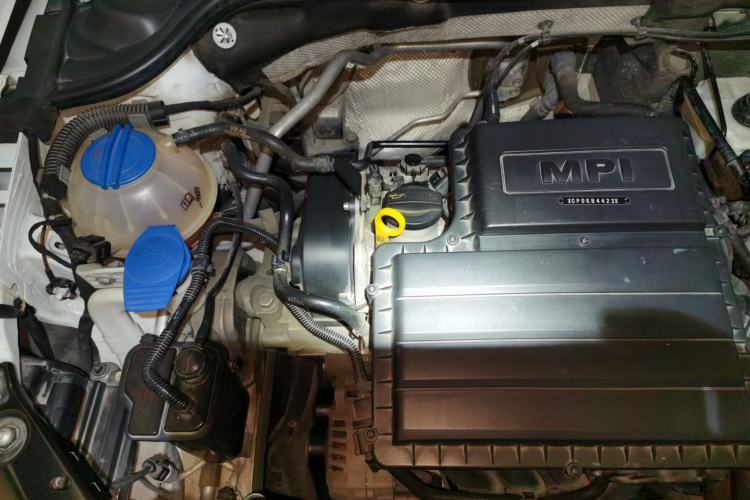 Used Volkswagen Sagitar 2018 1.6L Automatic Comfort Model Engine Bay Right