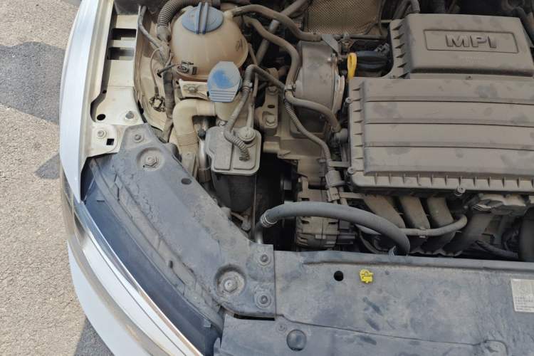 Used Volkswagen Sagitar 2018 1.6L Automatic Comfort Model Engine Bay Right