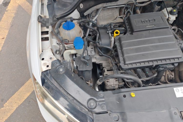 Used Volkswagen Sagitar 2018 1.6L Manual Comfort Model Engine Bay Right