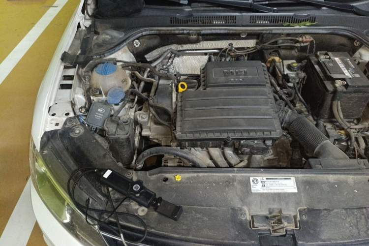 Used Volkswagen Sagitar 2018 1.6L Automatic Comfort Model Engine Bay Right