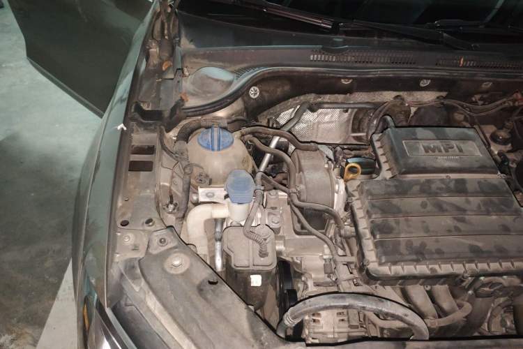 Used Volkswagen Sagitar 2018 1.6L Automatic Comfort Model Engine Bay Right