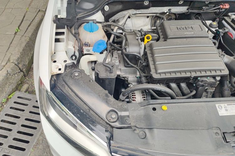 Used Volkswagen Sagitar 2018 1.6L Automatic Comfort Model Engine Bay Right