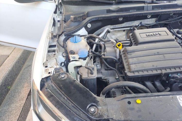 Used Volkswagen Sagitar 2018 1.6L Automatic Comfort Model Engine Bay Right