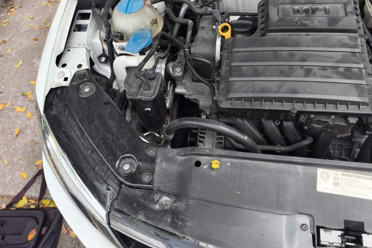 Used Volkswagen Sagitar 2018 1.6L Automatic Comfort Model Engine Bay Right