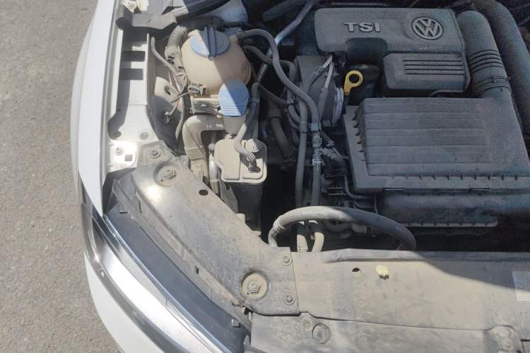 Used Volkswagen Sagitar 2018 280TSI DSG Comfort Model Engine Bay Right