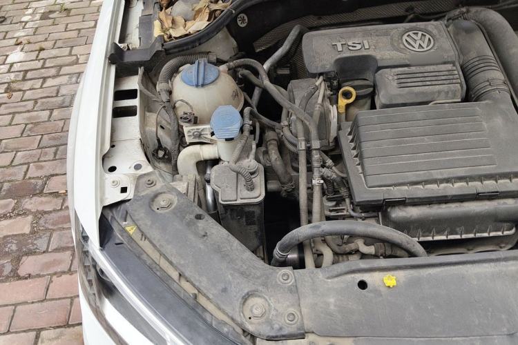 Used Volkswagen Sagitar 2018 280TSI DSG Ignite Edition Engine Bay Right