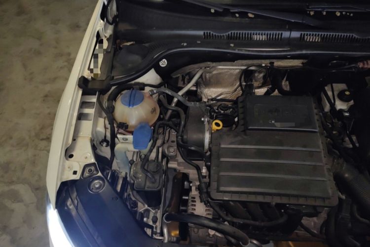 Used Volkswagen Sagitar 2018 1.6L Automatic Comfort Model Engine Bay Right