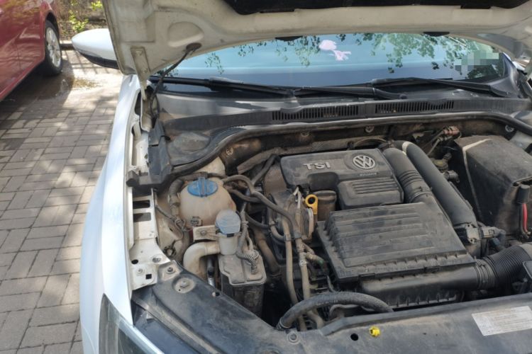 Used Volkswagen Sagitar 2018 280TSI DSG Comfort Model Engine Bay Right