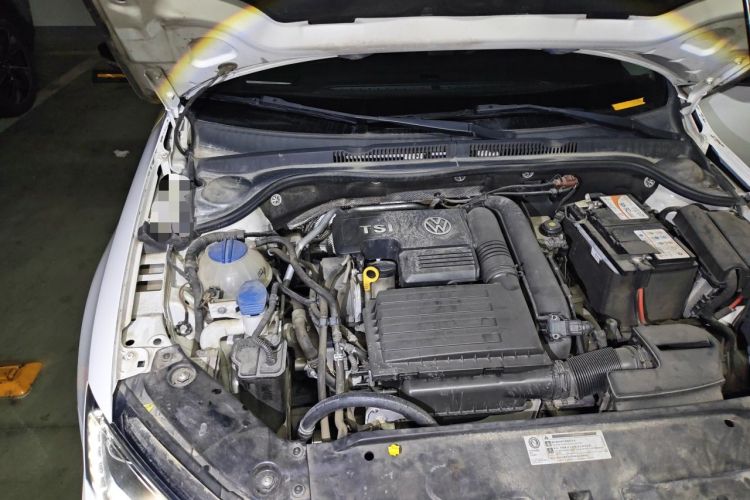 Used Volkswagen Sagitar 2018 280TSI DSG Ignite Edition Engine Bay Right