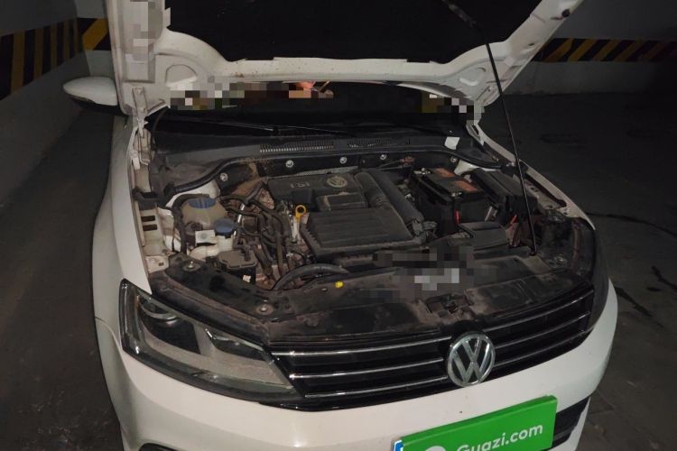 Used Volkswagen Sagitar 2018 180TSI DSG Prestige Edition Engine Bay Right