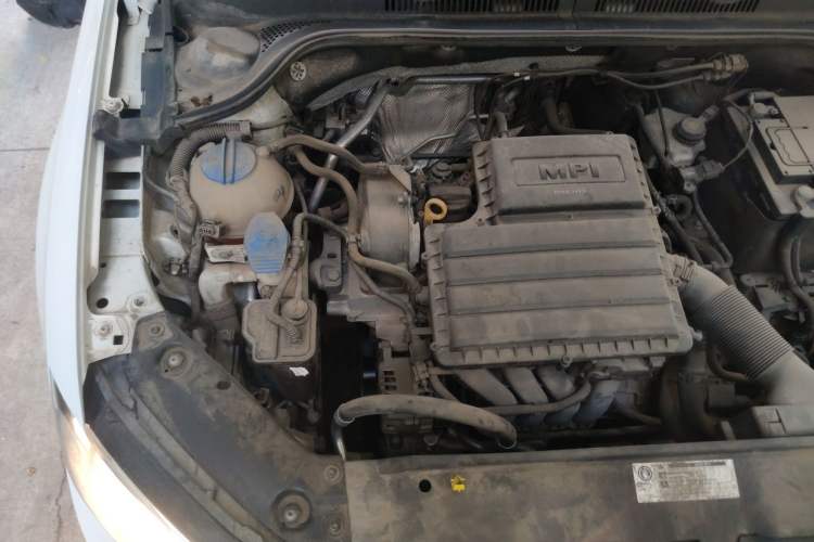 Used Volkswagen Sagitar 2018 1.6L Automatic Comfort Model Engine Bay Right