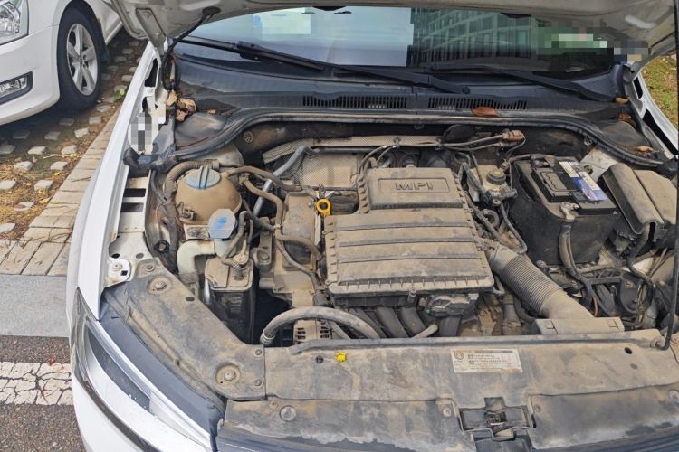 Used Volkswagen Sagitar 2018 1.6L Automatic Comfort Model Engine Bay Right