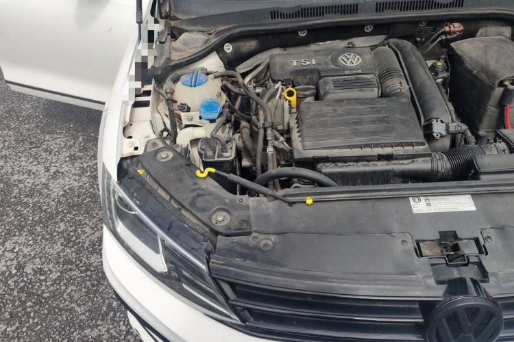Used Volkswagen Sagitar 2018 280TSI DSG Ignite Edition Engine Bay Right