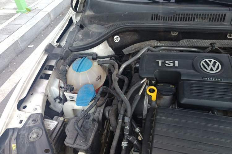 Used Volkswagen Sagitar 2018 280TSI DSG Ignite Edition Engine Bay Right