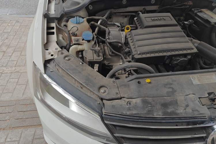Used Volkswagen Sagitar 2018 1.6L Automatic Comfort Model Engine Bay Right