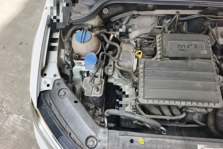 Used Volkswagen Sagitar 2018 1.6L Automatic Comfort Model Engine Bay Right