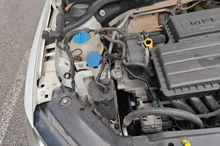 Used Volkswagen Sagitar 2018 1.6L Automatic Comfort Model Engine Bay Right