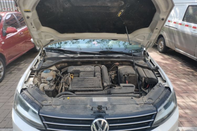 Used Volkswagen Sagitar 2018 280TSI DSG Comfort Model Engine Bay
