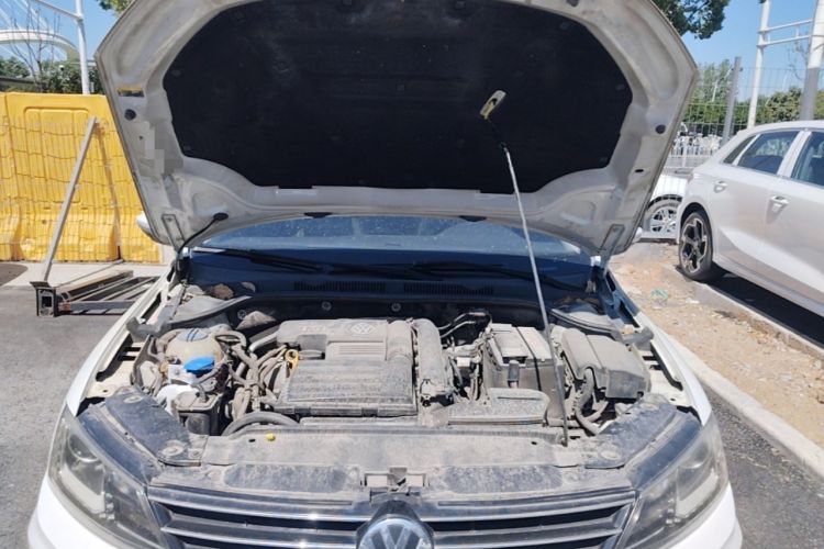 Used Volkswagen Sagitar 2018 280TSI DSG Ignite Edition Engine Bay