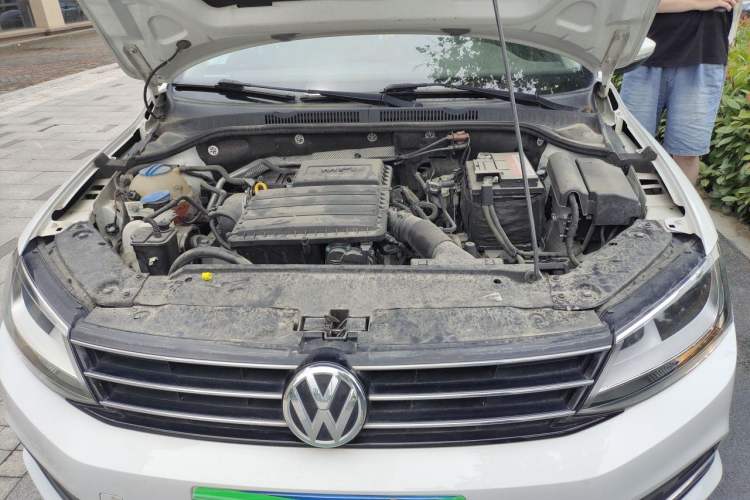 Used Volkswagen Sagitar 2018 1.6L Automatic Comfort Model Engine Bay