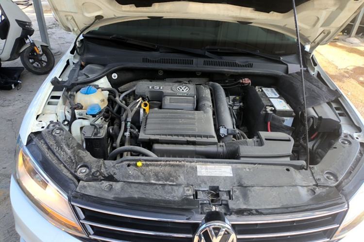 Used Volkswagen Sagitar 2018 280TSI DSG Comfort Model Engine Bay