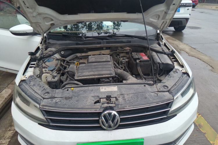 Used Volkswagen Sagitar 2018 1.6L Automatic Comfort Model Engine Bay