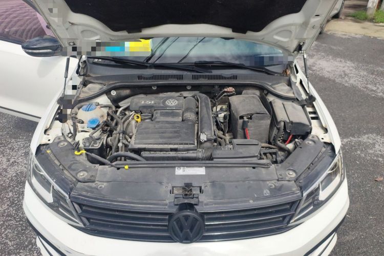 Used Volkswagen Sagitar 2018 280TSI DSG Ignite Edition Engine Bay