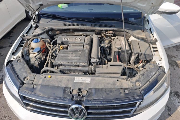 Used Volkswagen Sagitar 2018 180TSI DSG Prestige Edition Engine Bay
