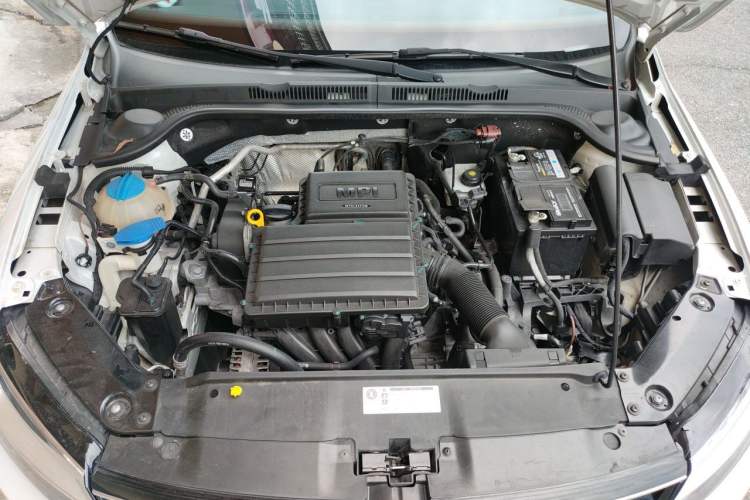 Used Volkswagen Sagitar 2018 1.6L Automatic Comfort Model Engine Bay