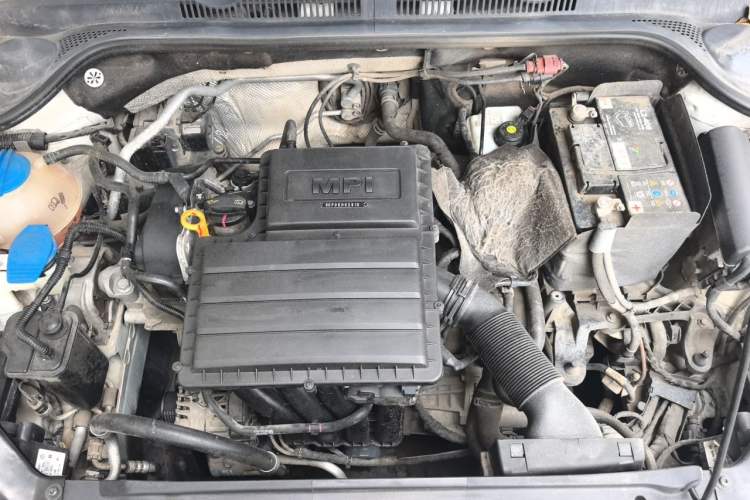 Used Volkswagen Sagitar 2018 1.6L Automatic Comfort Model Engine Bay