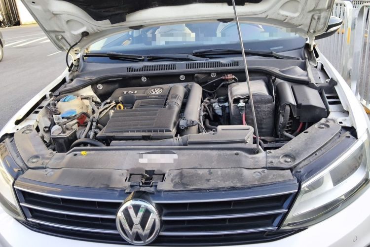 Used Volkswagen Sagitar 2018 280TSI DSG Luxury Model Engine Bay