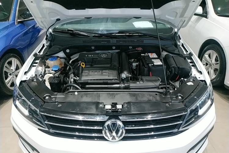 Used Volkswagen Sagitar 2018 280TSI DSG Ignite Edition Engine Bay