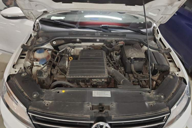 Used Volkswagen Sagitar 2018 1.6L Automatic Comfort Model Engine Bay