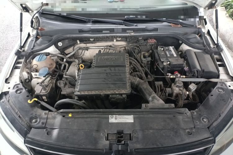 Used Volkswagen Sagitar 2018 1.6L Automatic Comfort Model Engine Bay