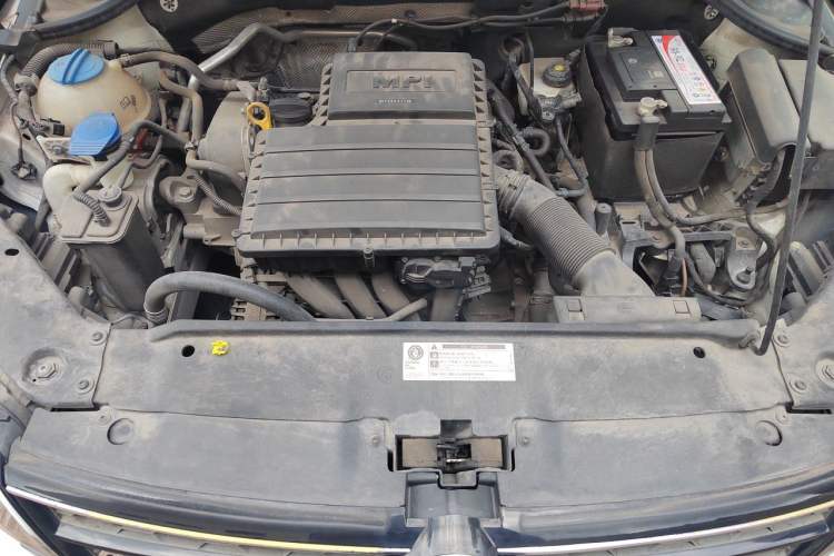 Used Volkswagen Sagitar 2018 1.6L Automatic Comfort Model Engine Bay