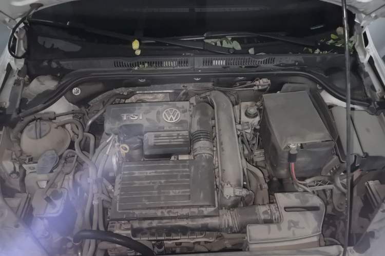 Used Volkswagen Sagitar 2018 280TSI DSG Luxury Model Engine Bay