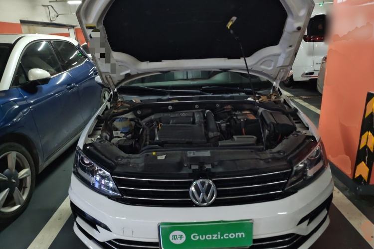 Used Volkswagen Sagitar 2018 280TSI DSG Ignite Edition Engine Bay
