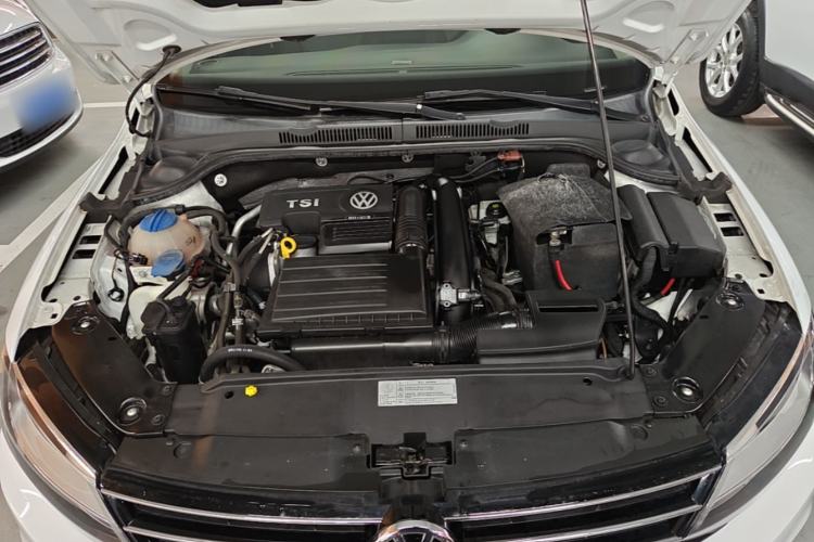 Used Volkswagen Sagitar 2018 280TSI DSG Comfort Model Engine Bay